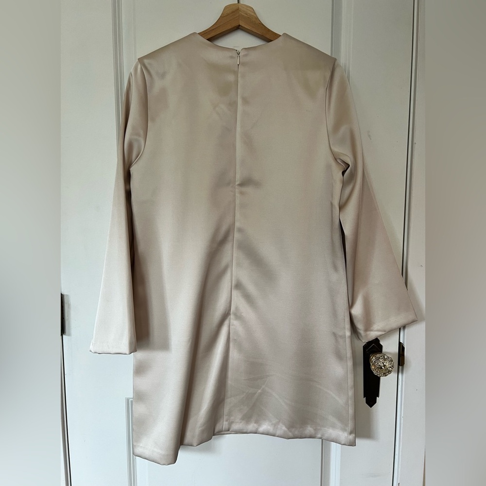 H&M Cream Mini Dress - Picture 2 of 3